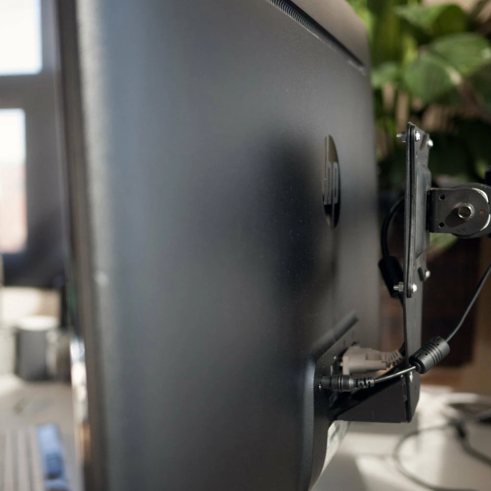 Coupon π HumanCentric VESA Adapter For HP 2x11x Series Monitors VESA Adapters π 4 HumanCentric VESA Adapter For HP 2x11x Series Monitors VESA Adapters